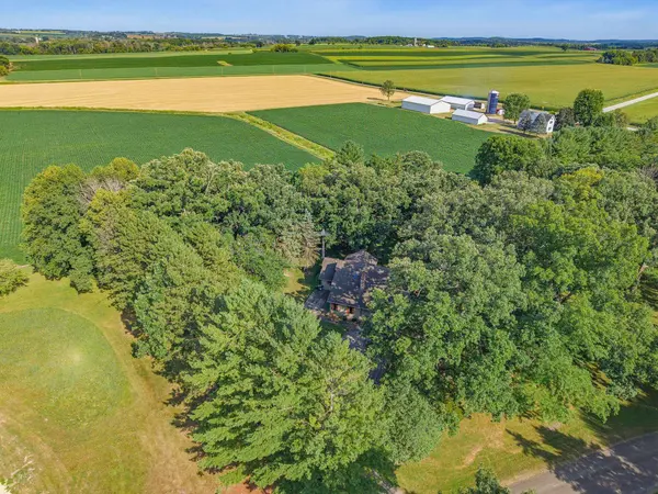 N4358 Oaklawn Ests, Hustisford, WI 53035