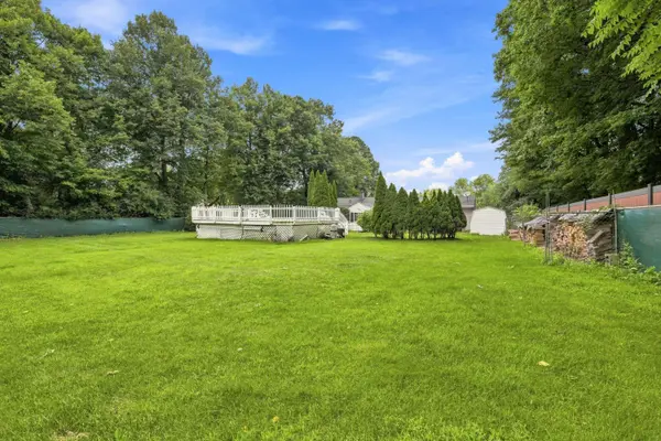 5225 W County Line Rd, Brown Deer, WI 53223