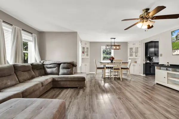 131 Kettle Moraine Dr N, Slinger, WI 53086