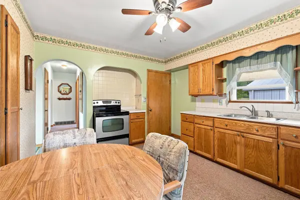W1577 Iowa Rd, Herman, WI 53050
