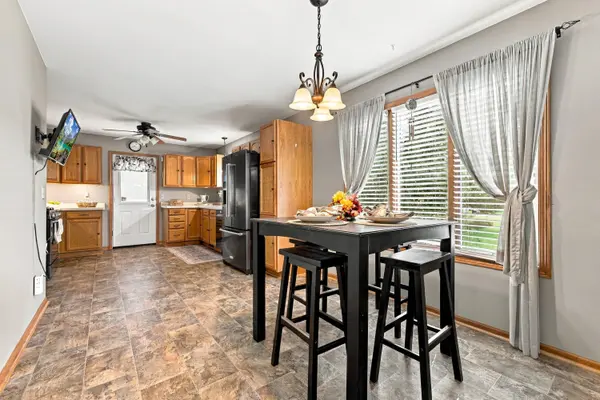 720 Timberline Trl, Hartford, WI 53027
