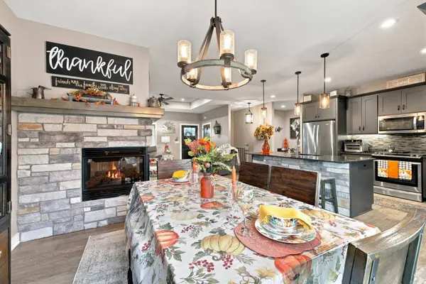 W208N16296 Renee WAY, Jackson, WI 53037