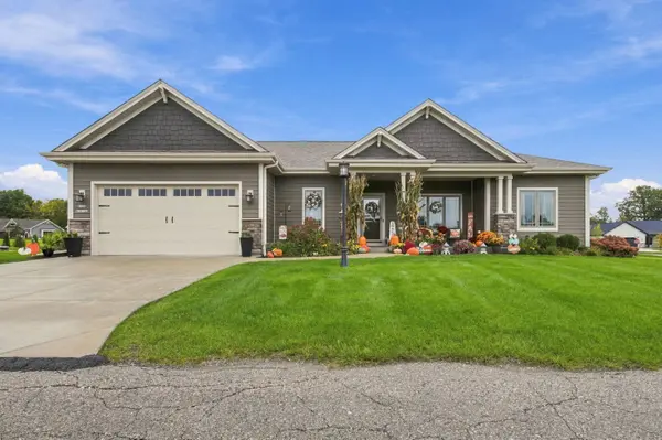 W208N16296 Renee WAY