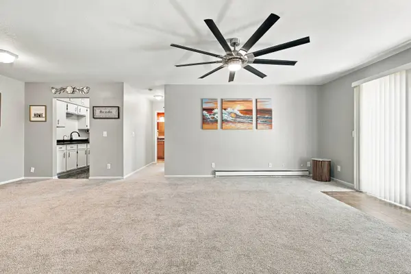 637 Westridge 8 Dr, West Bend, WI 53095