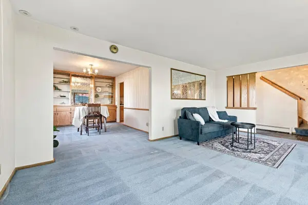 2684 Country Aire Dr, Jackson, WI 53012