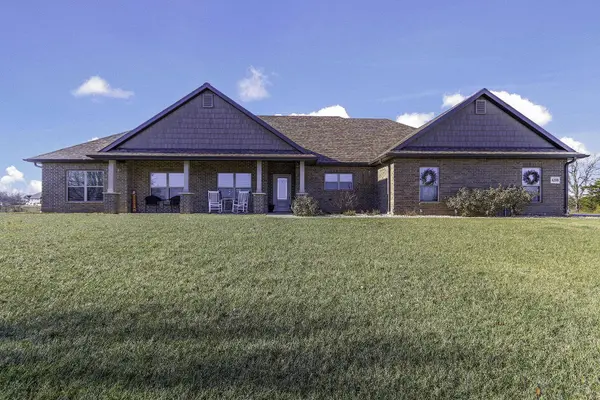 6200 Bradford CT, Jefferson City, MO 65101