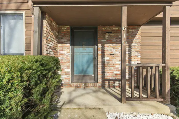610 Woodlander RD, Jefferson City, MO 65101