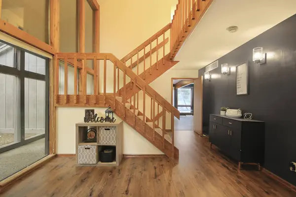 417 Brookwood CT, Jefferson City, MO 65109