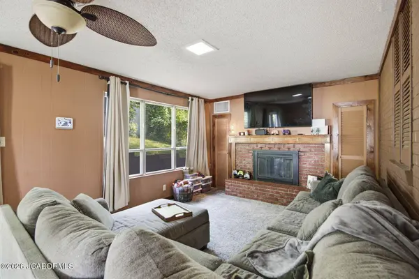 1419 HOUGH PARK ROAD, Jefferson City, MO 65101