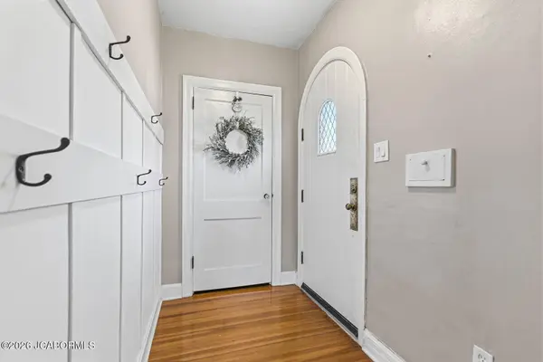 105 BOONVILLE ROAD, Jefferson City, MO 65109