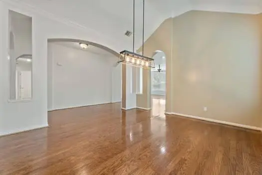 14005 Imperial Canyon LN, Sugar Land, TX 77498