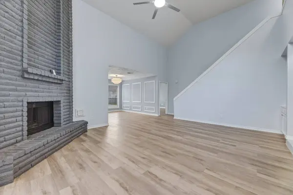 2118 Creekshire DR, Sugar Land, TX 77478