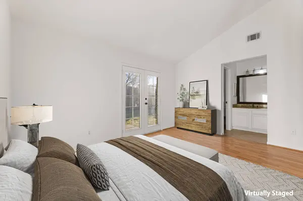 3932 Frontier Dr DR, Sugar Land, TX 77479