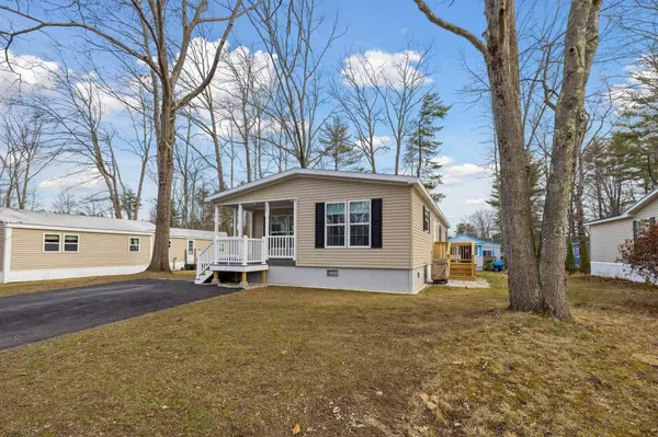 421 Friar Tuck DR, Exeter, NH 03833