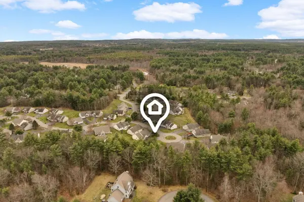 5 Halsey CT, Litchfield, NH 03052