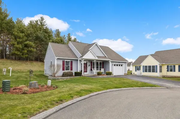 5 Halsey CT, Litchfield, NH 03052