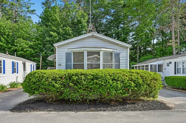 37 Thistle WAY, Manchester, NH 03109