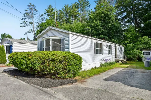 37 Thistle WAY, Manchester, NH 03109