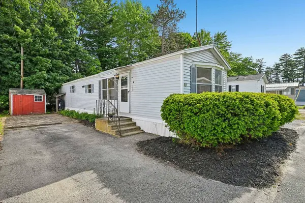 37 Thistle WAY, Manchester, NH 03109