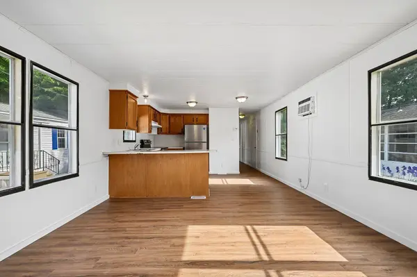 37 Thistle WAY, Manchester, NH 03109