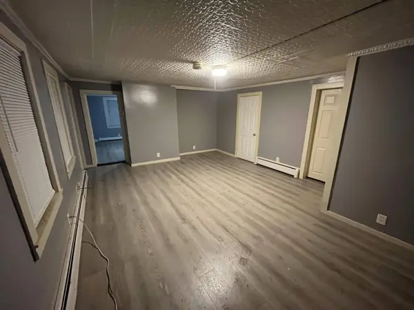 14 Joy ST #1, Pittsfield, NH 03263