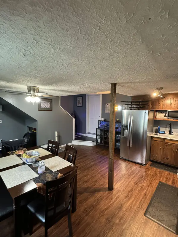 37 Dutton ST, Manchester, NH 03104