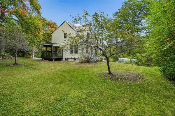 262 Collins RD, Lyndeborough, NH 03082