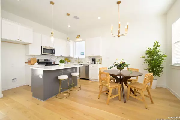 1024 Blanco Rd, Unit 401, San Antonio, TX 78212