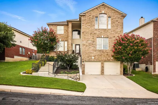 21034 La Pena Dr, San Antonio, TX 78258