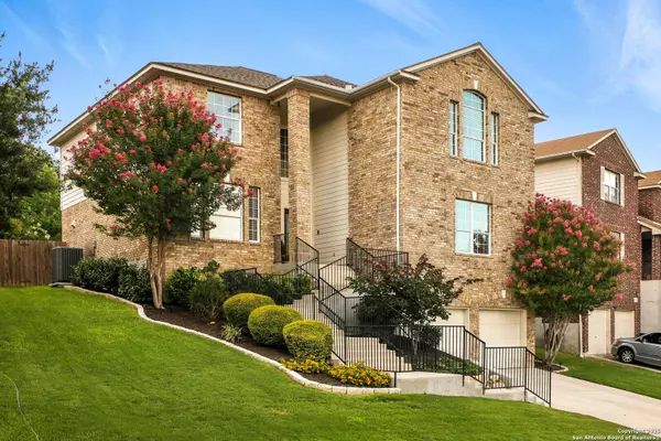 21034 La Pena Dr, San Antonio, TX 78258