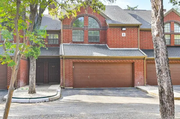 7930 Roanoke Run Dr UNIT 502, San Antonio, TX 78240