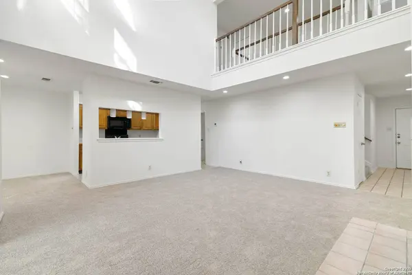 7930 Roanoke Run Dr UNIT 502, San Antonio, TX 78240