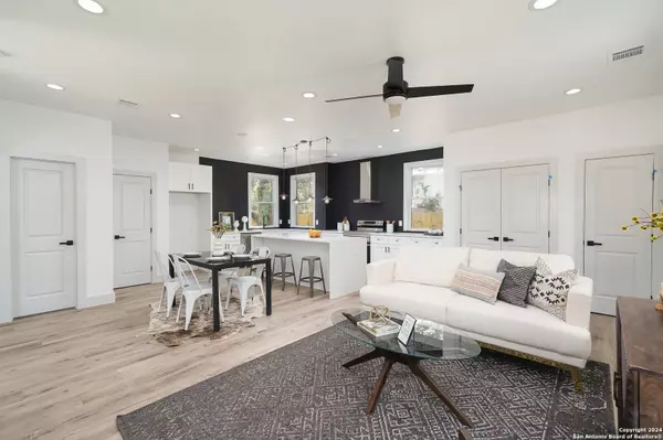 419 Mesquite St, San Antonio, TX 78202