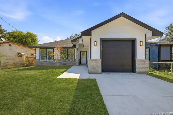 918 Berlin Ave, San Antonio, TX 78211