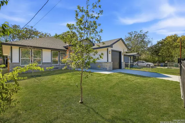 918 Berlin Ave, San Antonio, TX 78211