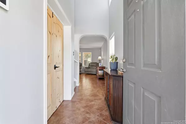 9002 Pinseeker, Selma, TX 78154