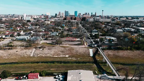 1619-201 W Travis St, San Antonio, TX 78207