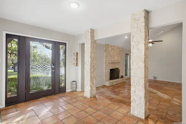 1723 Typhoon St, San Antonio, TX 78248