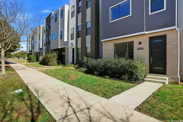 7940 Kennedy Hill UNIT 7, San Antonio, TX 78235