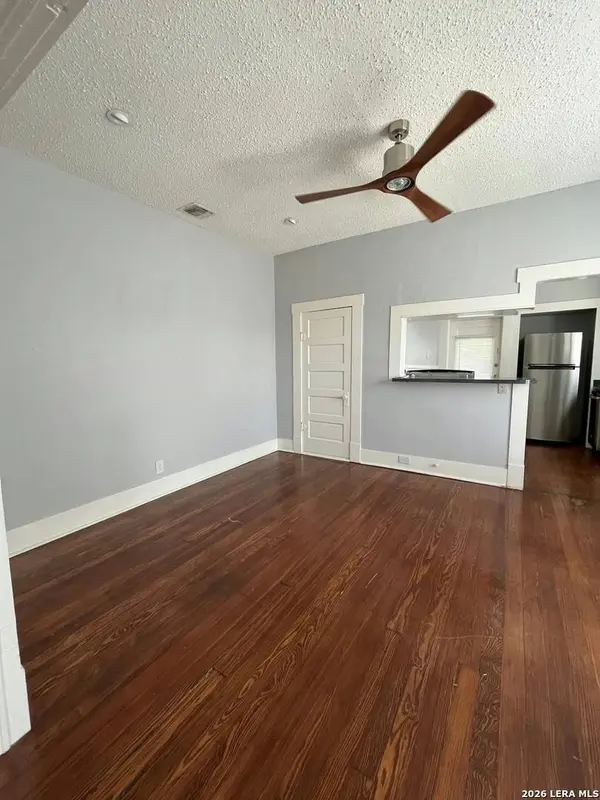 143 E Woodlawn Ave UNIT W, San Antonio, TX 78212