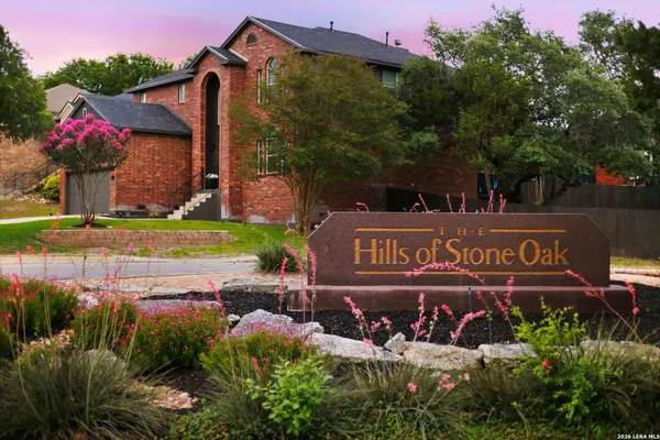 1102 Knights Cross Dr, San Antonio, TX 78258