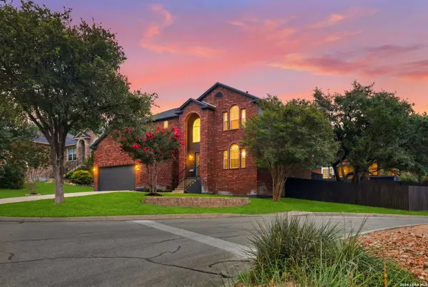 1102 Knights Cross Dr, San Antonio, TX 78258