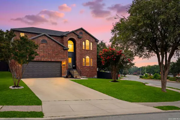 1102 Knights Cross Dr, San Antonio, TX 78258