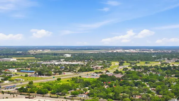 204 Mendoza Rd, San Antonio, TX 78224