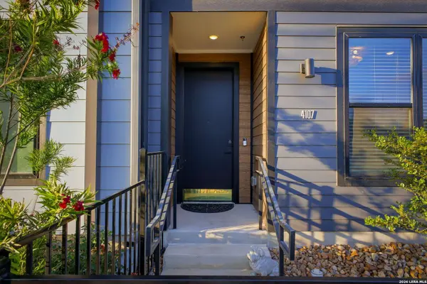 719 E Locust St Unit 4107, San Antonio, TX 78212