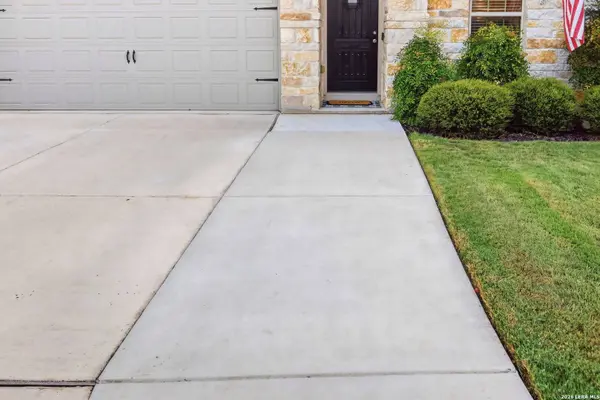 9534 Novacek Blvd, San Antonio, TX 78254