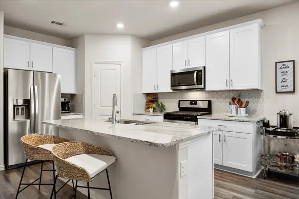 5223 Amistad Ave, Royse City, TX 75189-0420