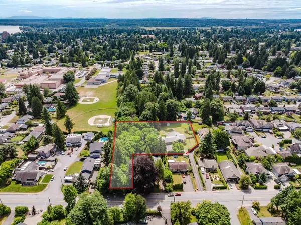 21764 124 AVE, Maple Ridge, BC V2X 4H7