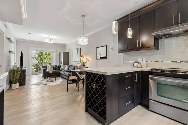 3488 Sefton ST #210, Port Coquitlam, BC V3B 3R2