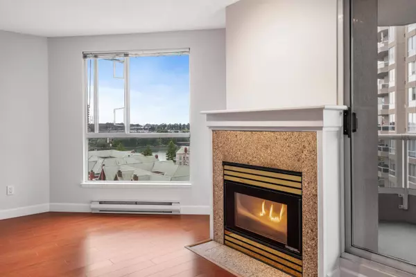 1185 Quayside DR #1104, New Westminster, BC V3M 6T8